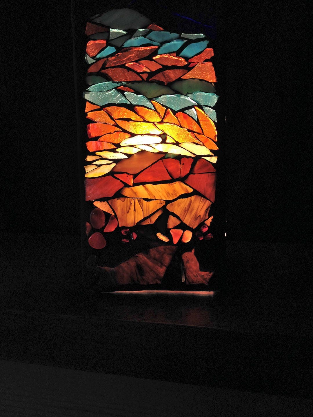 Sur Commande. Lampe Bijou, Lampe Sculpture en Mosaïque Vitrail.