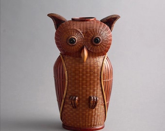 MCM Chinese Wicker Two Sided Large Owl Vase: Shanghai Handicrafts