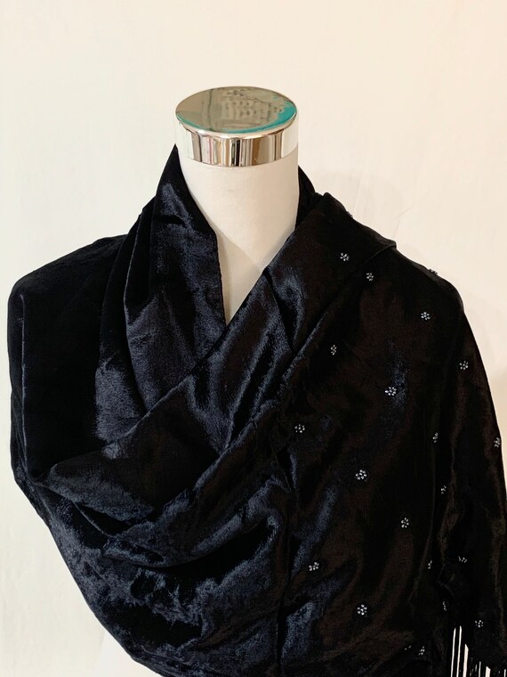 Luxurious Black Velvet Shawl Hand Embroidered a Shawl 100