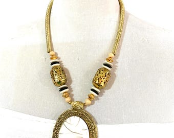 White and Gold Oval Stone Statement Necklace with Coordinating Free Earrings, White Howlite Oval Medallion and Gold tone mesh cord Necklace