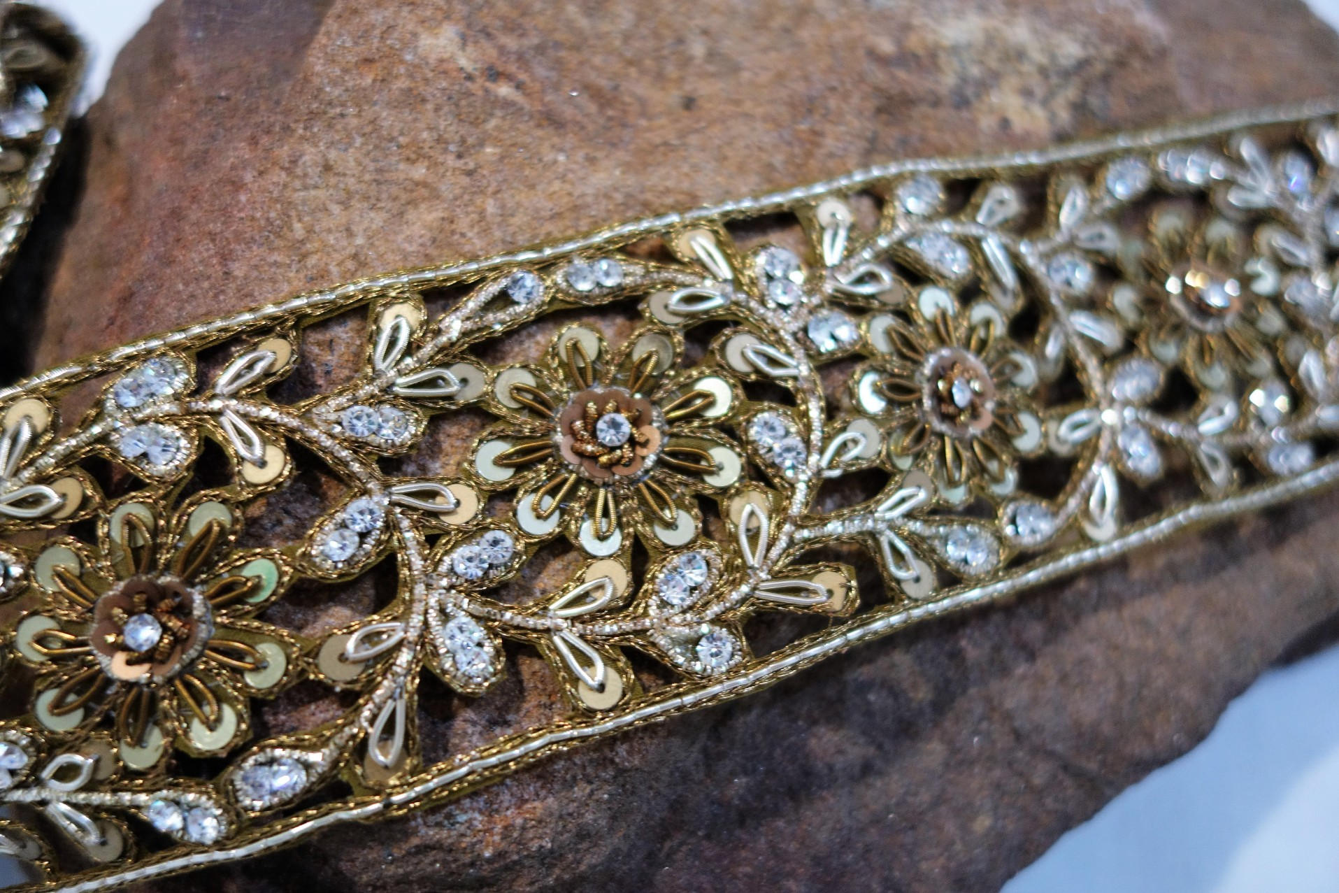 Golden Hand beaded applique trim with metalic threads,sequins Jewelry