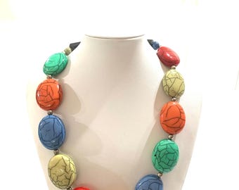 Multi Colour Crackle-Bead Necklace with Horn-Style Clasp, Bohemian Multi-Tone Oval Bead Chunky Collar Necklace