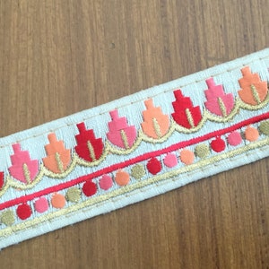 Bestickte Rohseiden-Trim mit Orange & Gold-Fäden