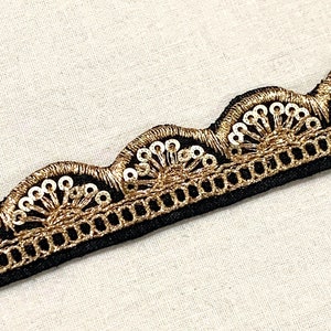 2 yards de garniture noir et or, garniture brodée noire, garniture de bordure, garniture de décoration intérieure, garniture pour vêtements de cérémonie en soie d'art, garniture de bordure, garniture de fabrication de poupées