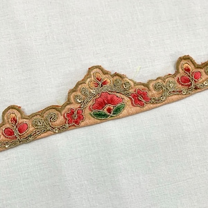 Bordure brodée abricot, bordure en soie brute, cordon doré brodé, bordure florale, bordure pour costume, bordure de couture bohème