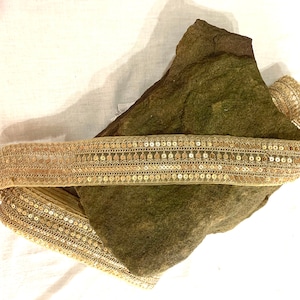 Garniture en organza brodée d’or, travail de coupe de paillettes de cordon d’or, bord de Saree indien traditionnel, bordure de costume de danse du ventre, coupe de couture Boho