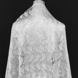 Silber Organza Stoff - Braut durchsichtiger Stoff - Weißer Blumenmuster-Stoff - Mit Weißer und Silberner Tulpen- und Blattstickerei