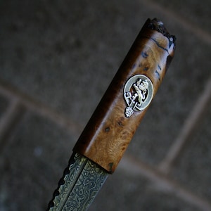 Scottish Elm Clan Crest Sgian Dubh in stainless Damascus Steel