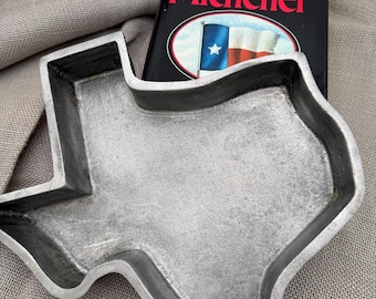Vintage Texas Shaped Cast Metal Tray, The Pan Handler Lufkin TX