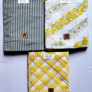 Vintage Floral Queen Flat Sheet: Yellow Daisy Tulip Print