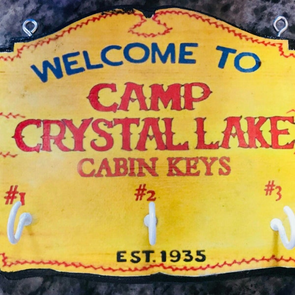 Camp crystal 13th key holder