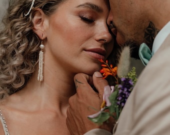 Pearl tassel bridal earrings, boho tassel earrings, seed pearl earrings, boho wedding earrings, gold tassel earrings, boho bridal earrings