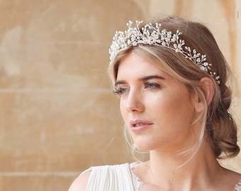 Bridal headband, classic bridal tiara, bridal hair vine, bridal headdress, bridal crown, bridal flower crown, headpiece for bride