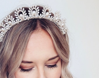 Bridal headband, boho bridal tiara, statement pearl crown, bridal headpiece, boho pearl bridal crown, handmade wedding tiara