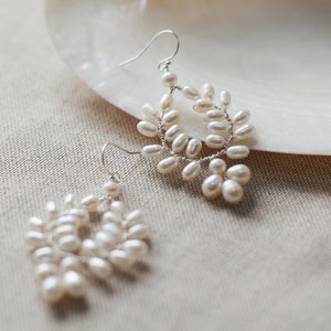 Boho Bridal Earrings, Pearl Vine Earrings, Classic Wedding Earrings for Brides, Handmade Wedding Jewelry