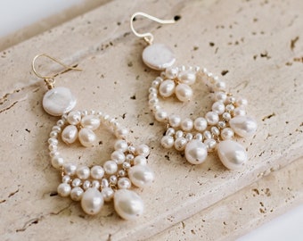 Boucles d'oreilles de mariée bohèmes, boucles d'oreilles en perles baroques, boucles d'oreilles en vraies perles, boucles d'oreilles lustre en perles