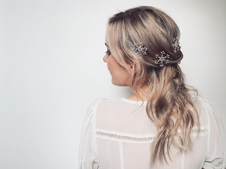 winter wedding hair piece Snowflake bridal hair pins winter theme set of crystal pins Christmas wedding hair pins bridal pearl pins