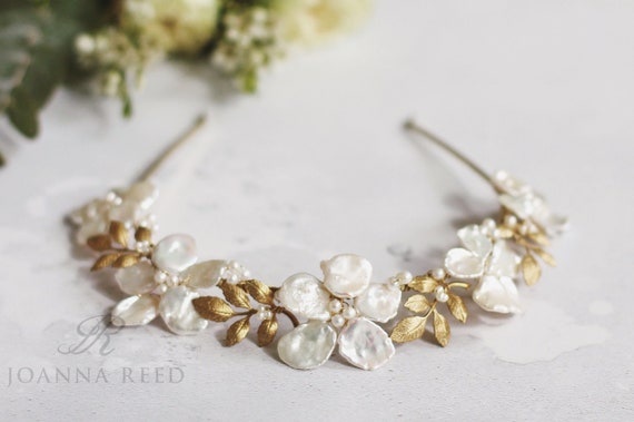 Elegant Floral White and Gold Headband Amazon.com : Valentine Exquisite Floral Rose Design Gold  main image 4