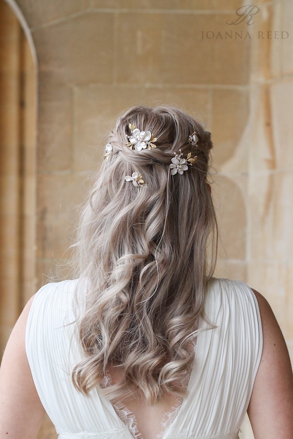 tocados de boda florales y perlas dispersos Pequeños alfileres de flores blancas para el cabello nupcial Bodas Accesorios Accesorios para el cabello Horquillas 
