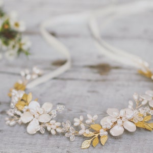 Bridal headpiece, bridal hair accessories, gold hair vine, pearl flower crown, pearl bridal hair vine, bridal headband, boho bride, gold
