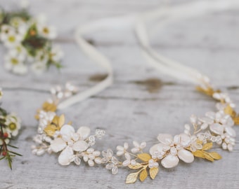 Bridal headpiece, bridal hair accessories, gold hair vine, pearl flower crown, pearl bridal hair vine, bridal headband, boho bride, gold