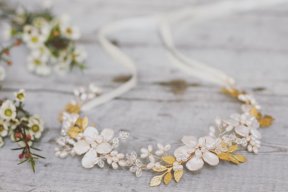 Crystal Floral Bridal Hairpiece - Gold and Clear Amazon.com : 5 PCS Bridal Flower Wedding Hair Pins Crystal  main image 4
