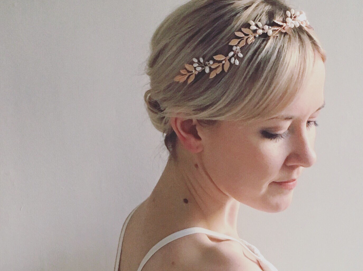 Zoestar Pettini per capelli da sposa con fiore e perle, accessorio per