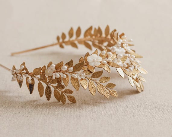 Gold Leaf Bridal Headpiece: Pearl & Crystal Laurel Wreath  display picture 1