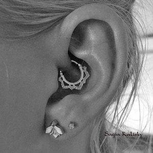 Piercing de loto, joyería Daith, pendiente de cartílago, pendiente de torre, aro para hélix, trago, anillo de plata para tabique nasal, aro indio para nariz, tribal, 16 g, 18 g