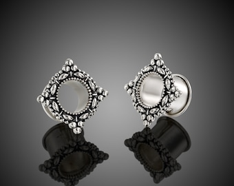 Ear Gauges, Gauge Jewelry, Tunnels, Ear Tunnels, Sterling Silver Floral Ear Plugs Gauges, 6, 8, 10, 12mm, 2g, Ear Plugs, Tribal Gauge,Indian