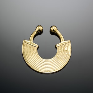 Gold Fake Septum Ring, Fake Nose Ring, Faux Septum, Fake Nose Piercing, Nose Cuff, Clip On Septum Ring, Tribal Septum