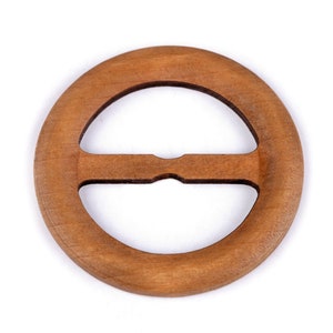 Wooden clips / buckles for clothes and macramé Ø60 mm Moyen / medium