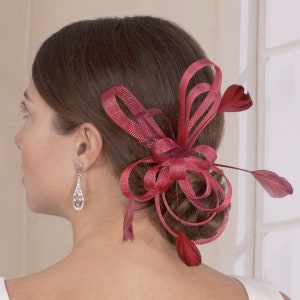 Accessoire de coiffure ou broche fleur en sisal et plumes, bibi, fascinateur zdjęcie 1