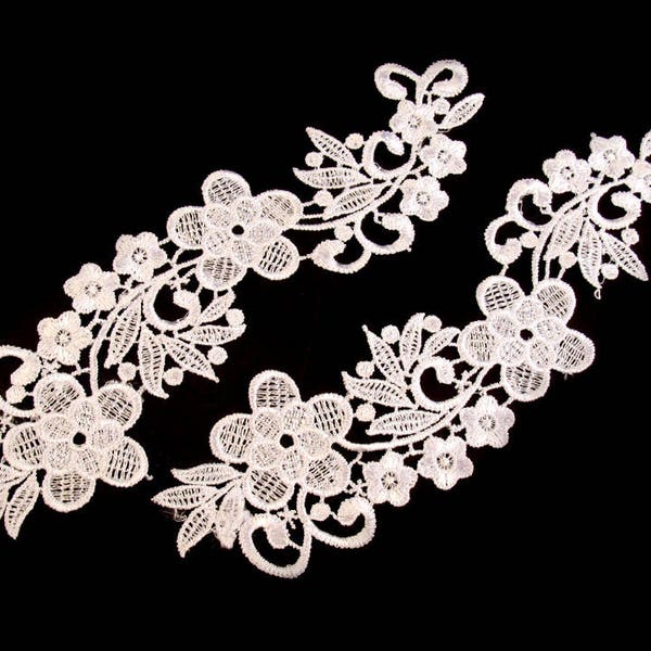 2 Lace Yoke Applique 8x27cm / Many colors / beaded embroidered lace symetrical applique, wedding lace applique, bridal lace flowers