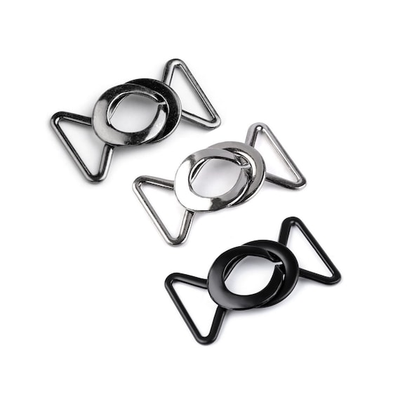 Fermoir métal décoratif 31×52 mm pour veste, sac ou ceinture – boucle crochet croisée pour sangle – argent, noir ou argent noirci – lot de 2