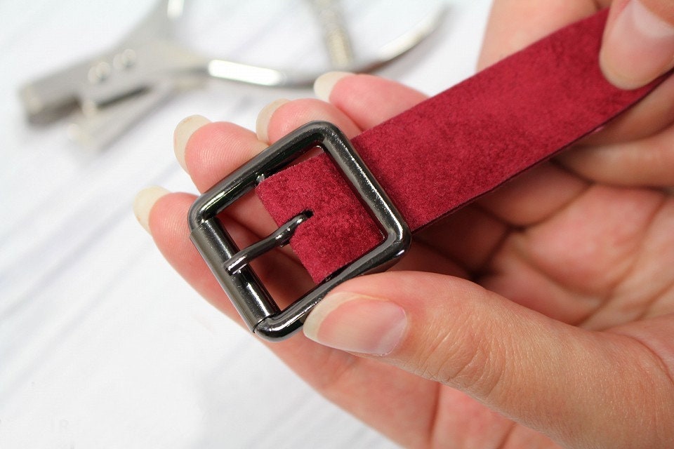 Pince à poinçonner le cuir pour ceintures Outil de qualité supérieure pour  un perçage précis du cuir -  France