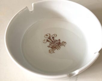 Cenicero Ich Dien Alemania Bauscher Weiden lema vintage de la realeza británica Príncipe de Gales