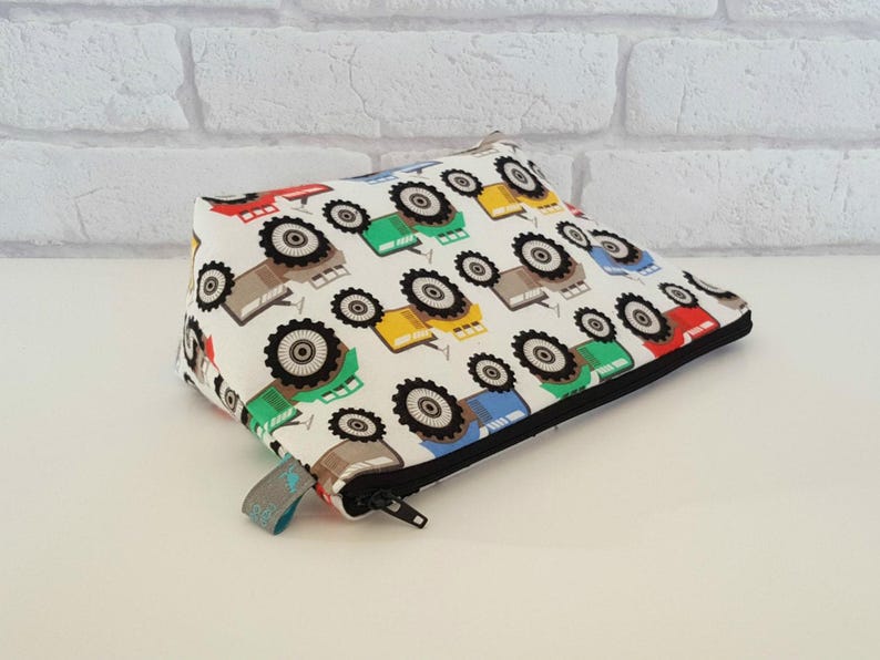 Waterproof Wash Bag Boys Travel Pouch Tractor Pattern Design Cotton Fabric Exterior Wipeable Interior Lining Zipper Case School Trips Camping Adventure Kid Bathroom Organizer Farm Themed Toiletry Storage Practical Travel Essential Child
