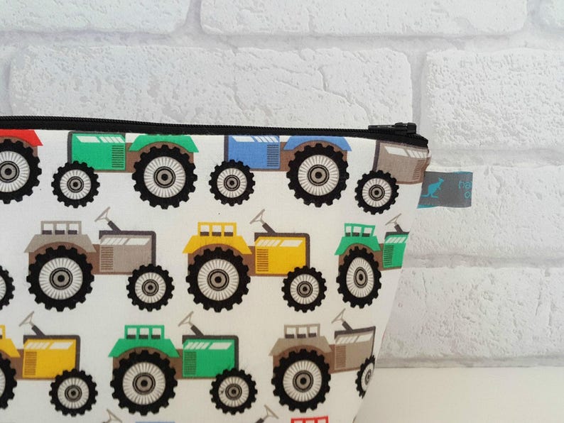 Child Travel Organizer Boys Washbag Tractor Pattern Design Waterproof Interior Lining Cotton Exterior Fabric Farm Themed Toiletry Bag School Trip Essential Camping Adventure Accessory Bathroom Storage Solution Practical Gift Idea Colorful