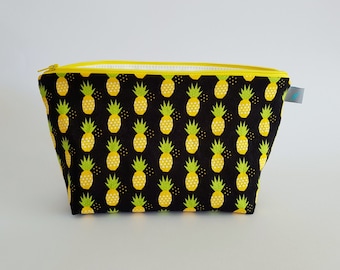 Pineapple Makeup Bag / Cosmetic Bag