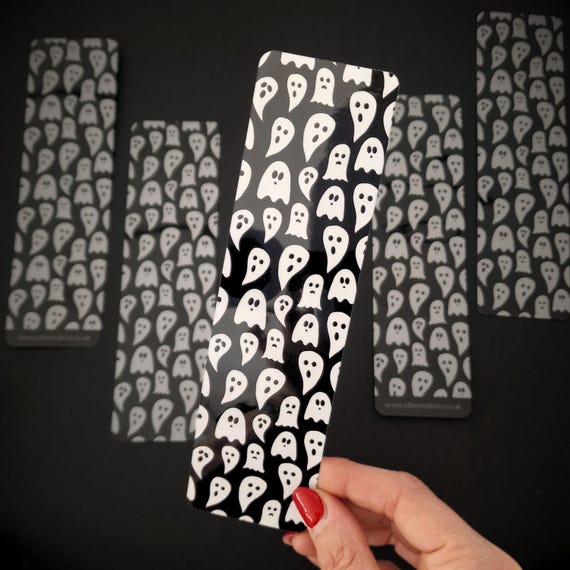 Laminated Bookmark: Spooky Halloween Ghosts pattern
