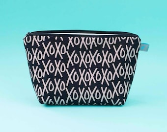 XOXO Rose Gold Cosmetic Bag with waterproof lining, 2 sizes