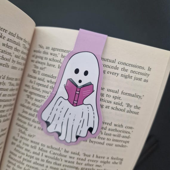 Magnetic Bookmark: Spooky Halloween Ghost story book accessory (pink)