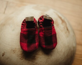 buffalo plaid baby booties