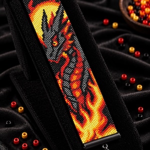 Può includere: Un braccialetto rettangolare di perline con un disegno di drago in nero, rosso, arancione e giallo. Il testo recita Bracelet Bead Pattern, PDF, Instant Download, Peyote Stitch, Miyuki Delica 11/0, Color Chart e Word Chart.