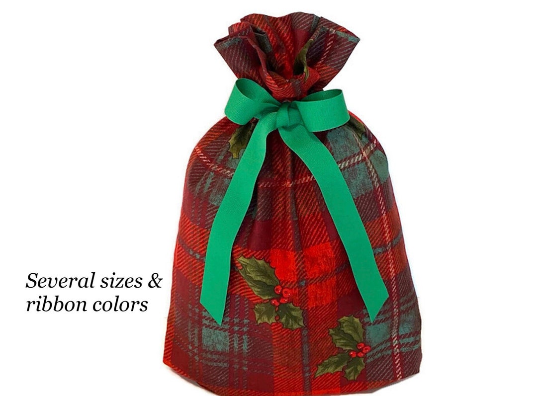 Christmas Holly Fabric Gift Bags for Presents / Drawstring - Etsy