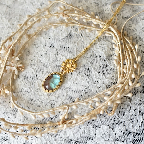 Golden necklace vintage saphiret pendant (sapphirine), vintage glass 50s (18x13mm)