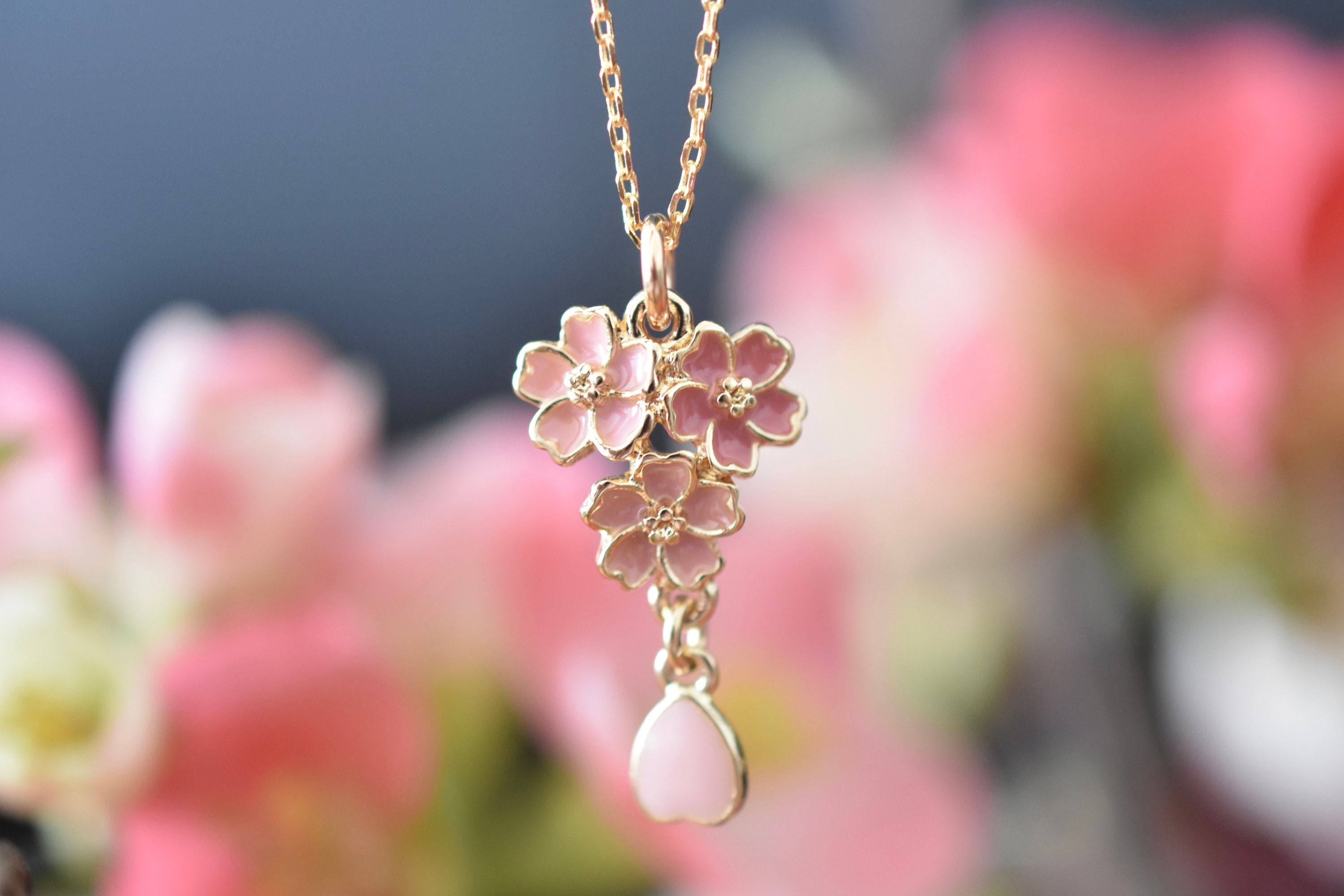 Collier emaux France