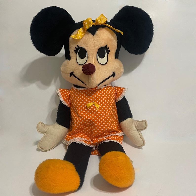 Peluche vintage de Minnie Mouse de Walt Disney Productions, California. imagen 2