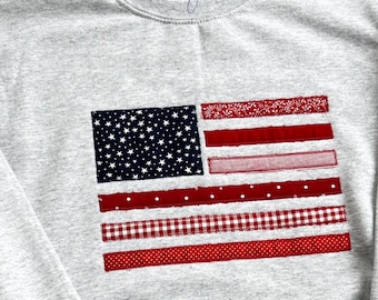 American Flag Applique Embroidered Crewneck Sweatshirt, Patriotic Fabric Filled Vintage Style July 4th Gildan